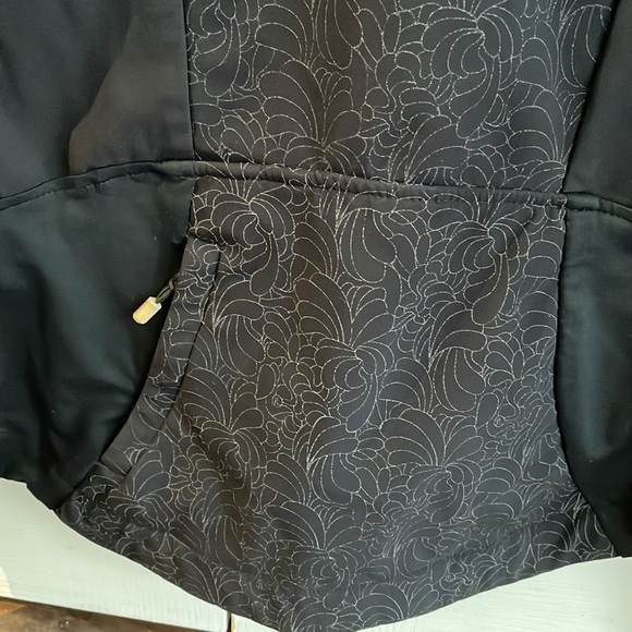 Lululemon Wet Dry Run Zip up Jacket - Picture 12 of 13